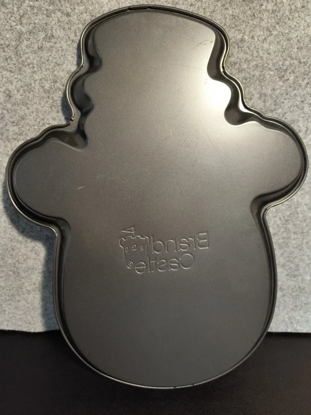 Brand Castle Snowman Shaped Baking Pan 10.5